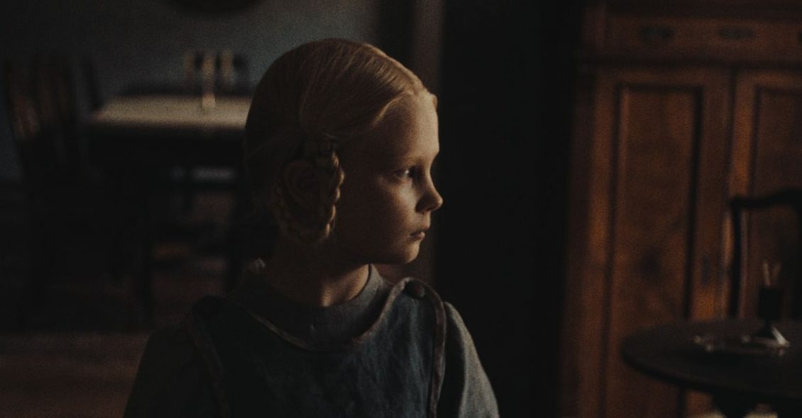 Cena de "O som da queda", filme da diretora alemã Mascha Schilinski que será exibido na Mostra