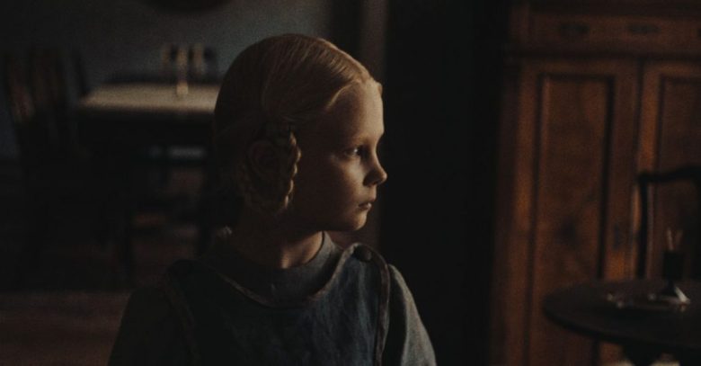 Cena de "O som da queda", filme da diretora alemã Mascha Schilinski que será exibido na Mostra